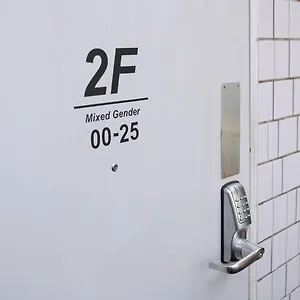アーモンド アンド カフェ ホステル